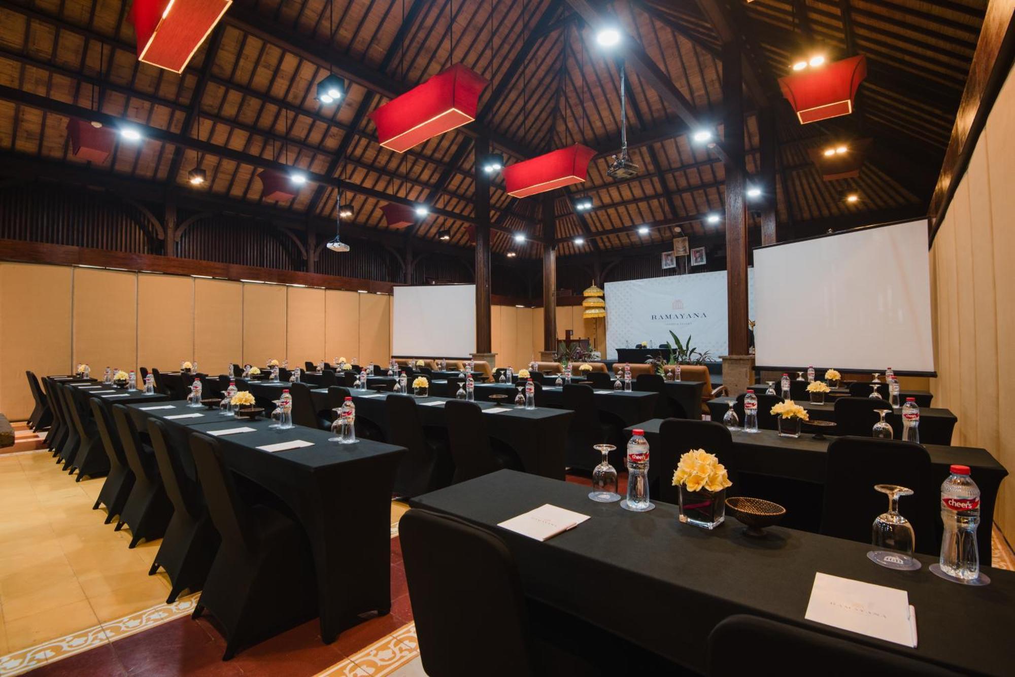 라마야나 스위트 앤 리조트 꾸따 외부 사진 The meeting room
